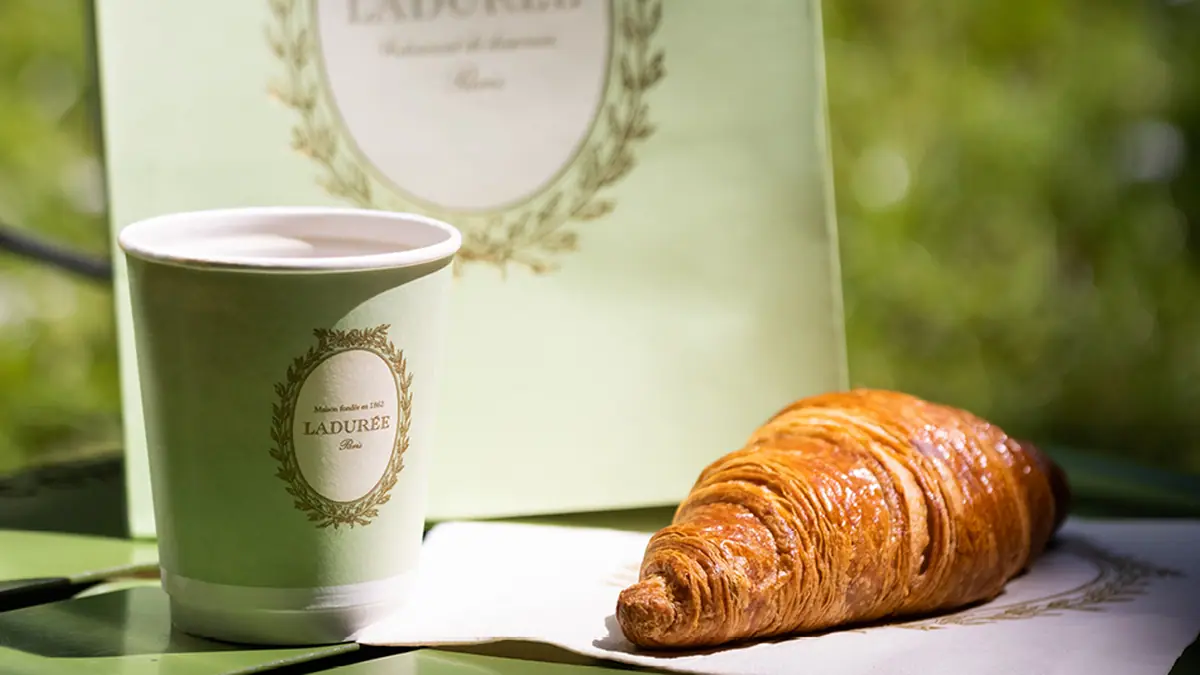 Laduree – patisserie in Bank, London